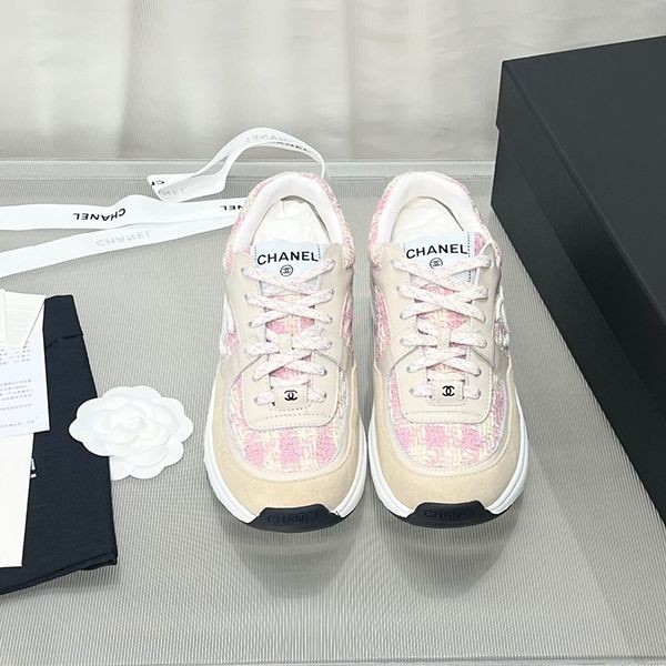 I definitely want it! Cute? Fake Chanel sneakers shf63896