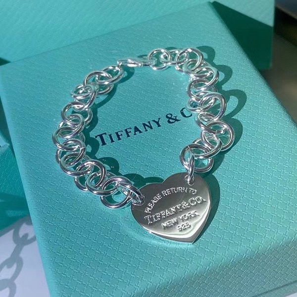 Tiffany Heart Tag Bracelet Replica Tix10479