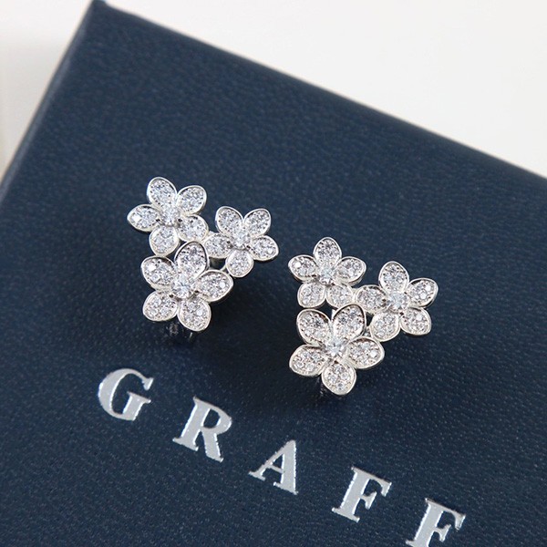 Immediate delivery Graff Replica Wildflower Diamond Cluster Stud Earrings guy40485