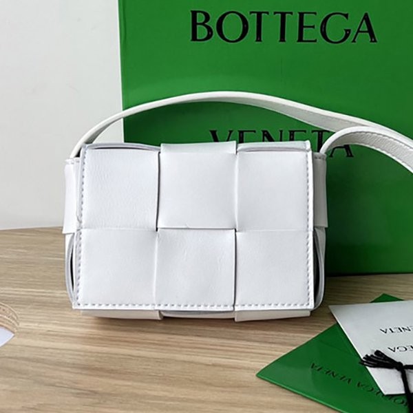 New color appearance ★ Bottega Veneta Candy Fake Cassette Crossbody Mini Bag box20608 New color appearance ★ Bottega Veneta Candy Fake Cassette Crossbody Mini Bag box20608