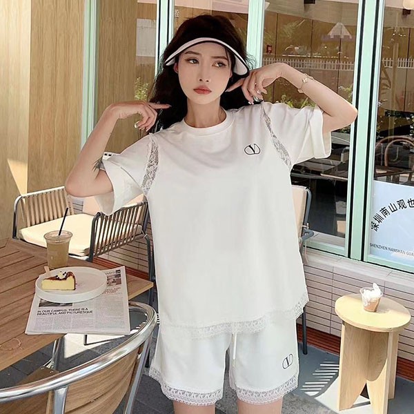 Valentino "V Logo" T-shirt & shorts copy Vue26341 Valentino "V Logo" T-shirt & shorts copy Vue26341
