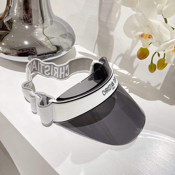 Love at first sight? Dior Club Sun Visor Unisex Replica def30788