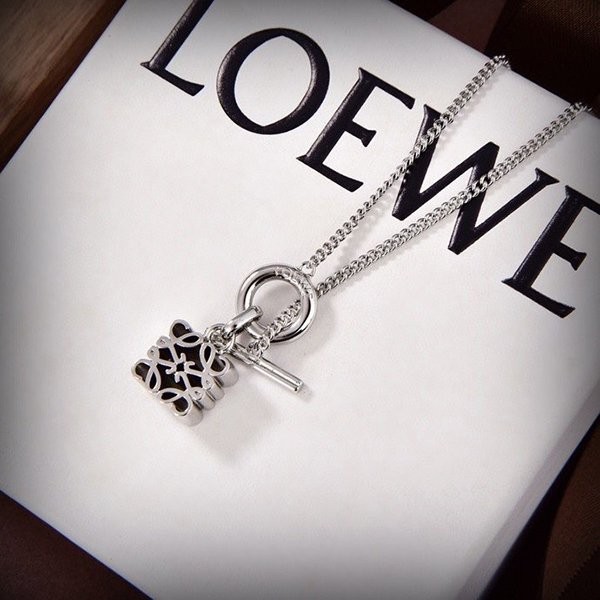 [Popular item] Loewe Anagram fake necklace lom70891