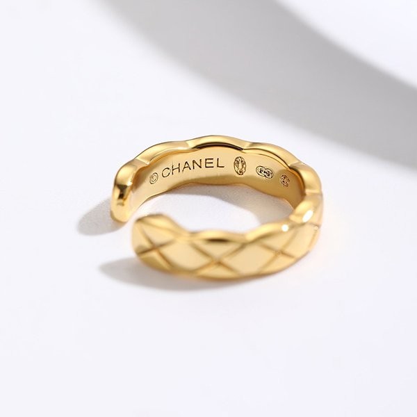 ☆Super popular☆[Chanel] Coco Crush ear clip copy☆Single shi42834