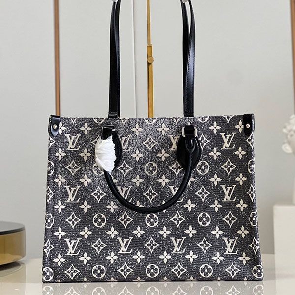 Immediate delivery Louis Vuitton On the Go MM replica tote bag M46448