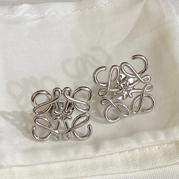 ☆Super popular☆Loewe Anagram Stud Earrings Replica lod22314