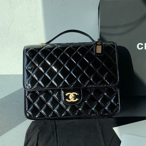 Chanel Patent Calfskin Large Backpack Replica AS3662 B09576 94305 Chanel Patent Calfskin Large Backpack Replica AS3662 B09576 94305