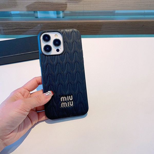 A battle for the top spot? Miu Miu fake matelassé leather iPhone 13/14 Pro case myc35241