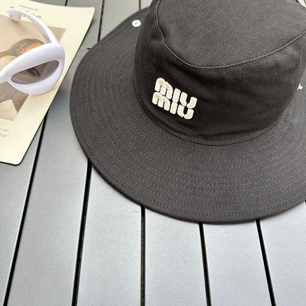 Must-have! Miu Miu Embroidered Logo Drill Bucket Hat myp07127