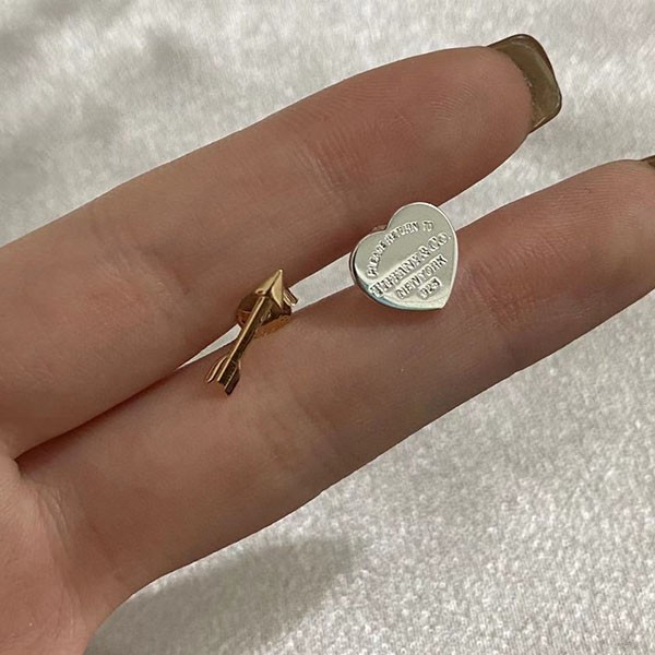 Free Shipping Return to Tiffany Replica Lovestruck Heart Tag & Arrow Earrings 70878550