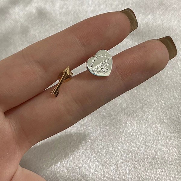 Free Shipping Return to Tiffany Replica Lovestruck Heart Tag & Arrow Earrings 70878550