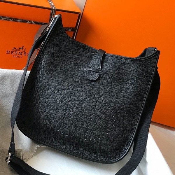 Sold out Hermes Evelyn Replica 28 TPM Super Limited Edition? ere63050