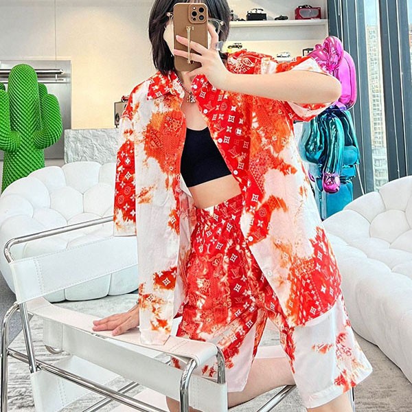 New Spring Items Louis Vuitton Monogram Bandana Short Sleeve Shirt Fake Top and Bottom Set vuo24030