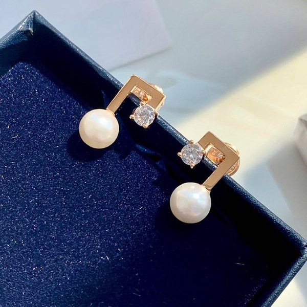 Very popular all over the world? TASAKI replica Petit Balance Note earrings tas79778