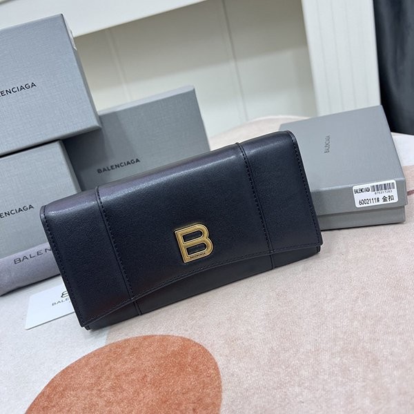 Extremely eye-catching! Balenciaga long wallet replica 60021111