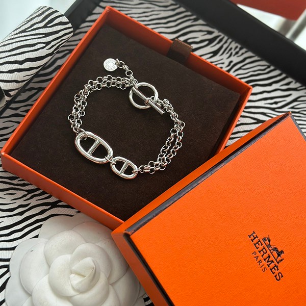 Love at first sight? Hermes Farandole bracelet Farandole replica eri47092