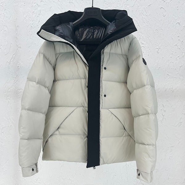 Sold out Moncler Madeira Short Down Jacket Replica Light Grey H20911A0010953333901