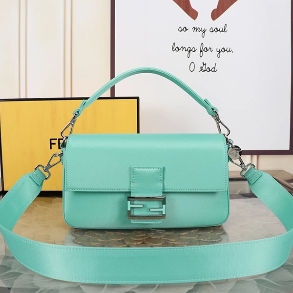 Limited collaboration Tiffany & Fendi replica baguette bag medium fep69335