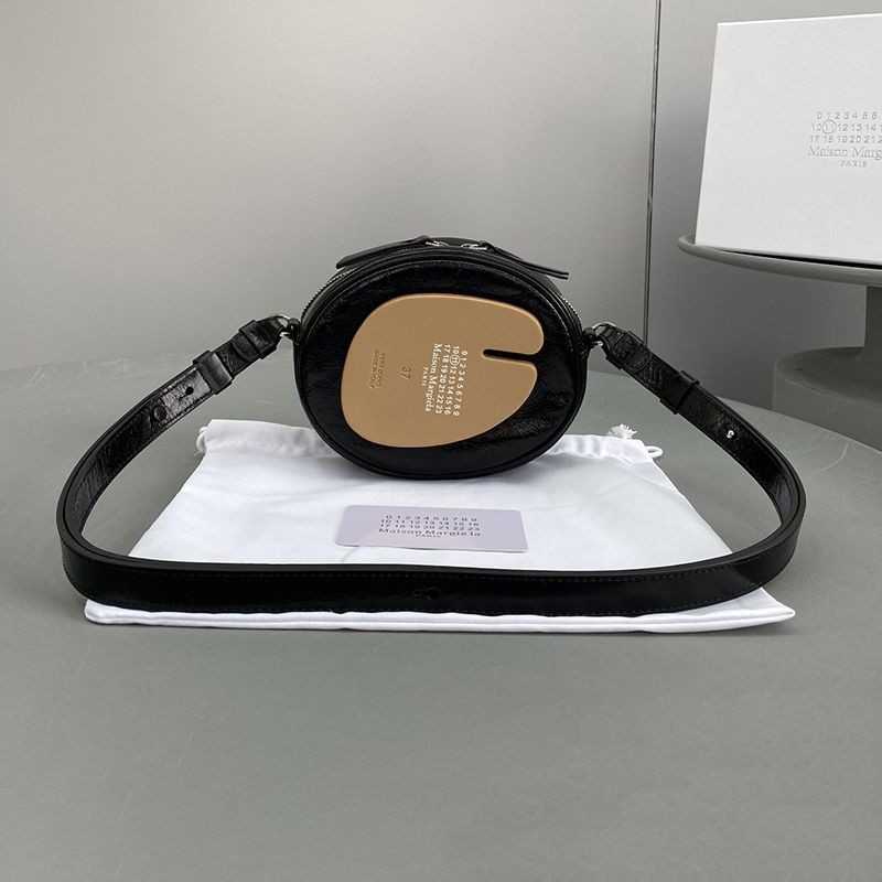 Lowest price challenge Maison Margiela Tabi socks replica Frame bag Leather purse Mam65939