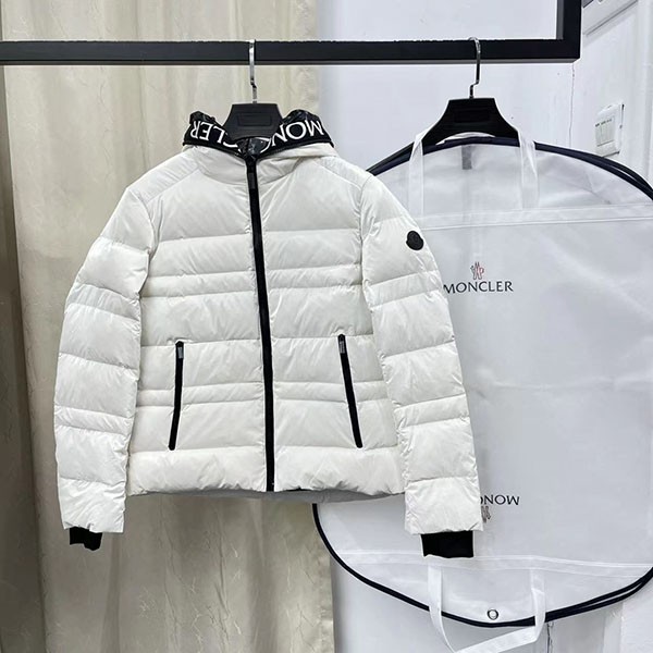 Moncler Replica Tharon Short Down Jacket H10931A0001953A3H001 Moncler Replica Tharon Short Down Jacket H10931A0001953A3H001