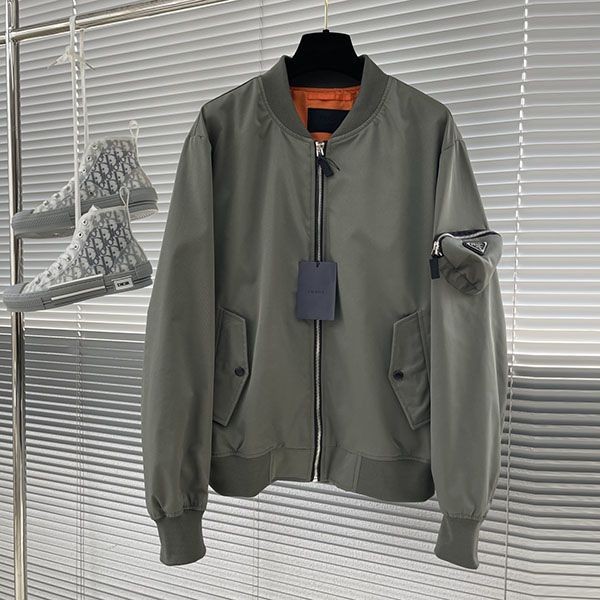 Very popular! Prada Re-Nylon bomber jacket replica pum05274