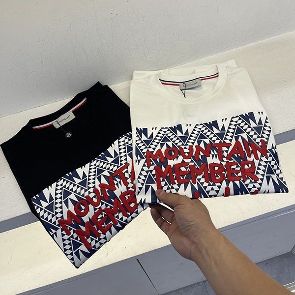 Recommended Moncler replica logo cotton crew neck T-shirt in 2 colors mos89559