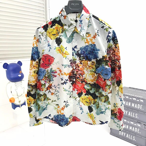 [Officially sold out in Japan] Louis Vuitton Classic Shirt Replica New Featured in Magazine 1AAGKY