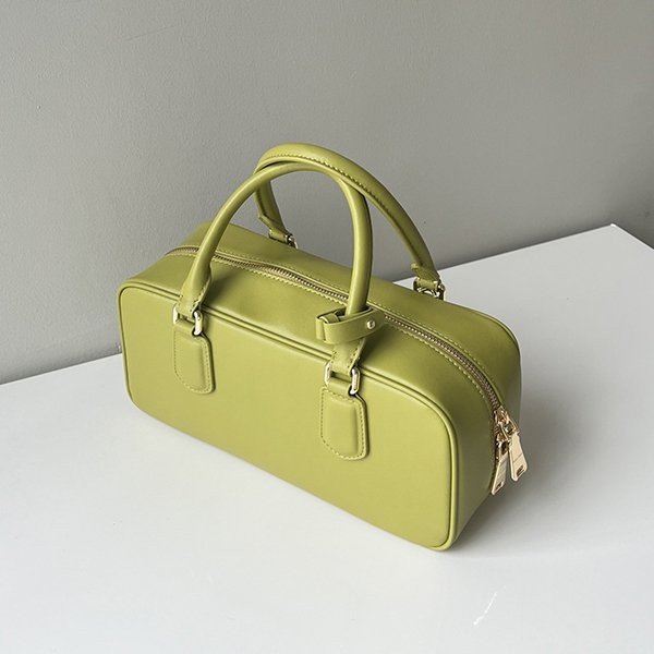 Miu Miu Replica Leather Top Handbag myj38637