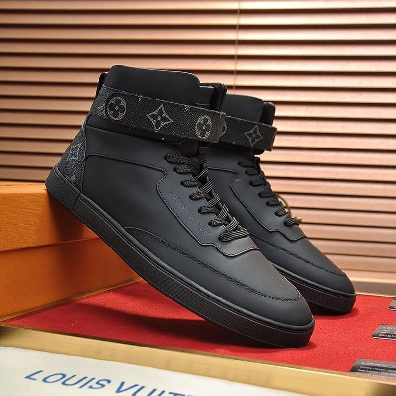 The hot topic! Louis Vuitton Rivoli line sneaker replica high cut vuk41400