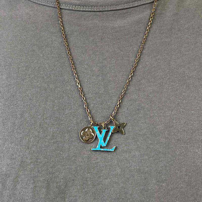 Extremely rare! Louis Vuitton LV logo necklace replica vux18801 Extremely rare! Louis Vuitton LV logo necklace replica vux18801