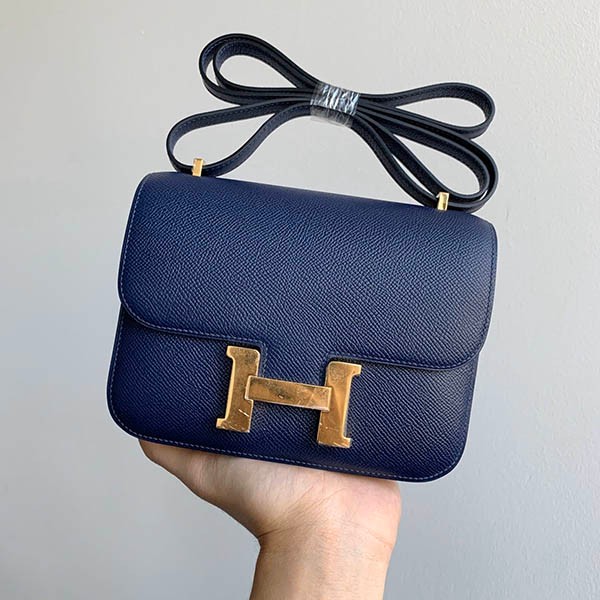 The rapidly growing popularity of the Hermes Constance replica mini with gold hardware erl93399