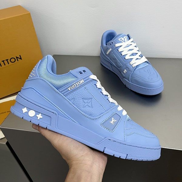 Eye-catching colors Louis Vuitton replica Time Out line sneakers vuu23515