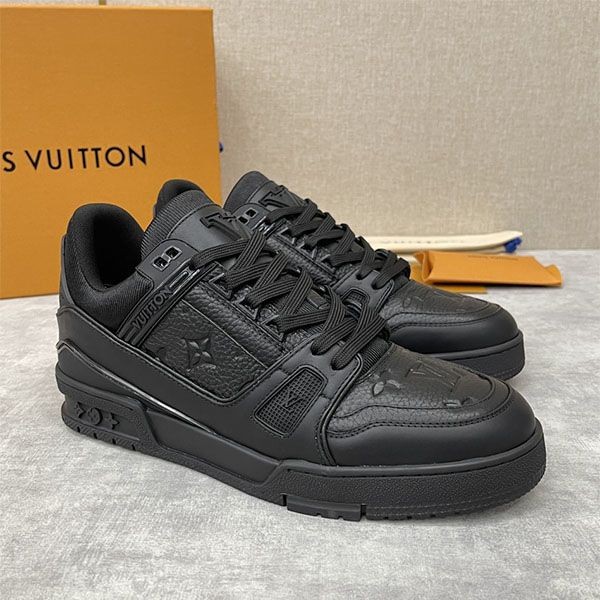 [Very easy to use] Louis Vuitton replica sneakers LV trainers vud06436