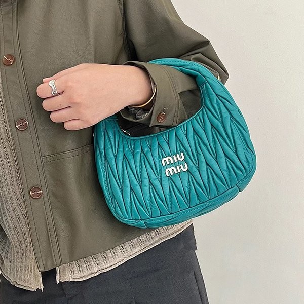 Cute Miu Miu Wonder Recycled Nylon Shoulder Bag mya18869 Cute Miu Miu Wonder Recycled Nylon Shoulder Bag mya18869