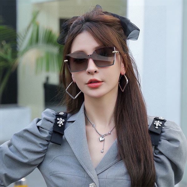 Stylish Miu Miu sunglasses replica myb79216