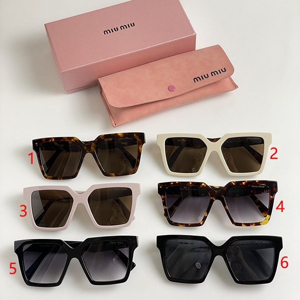 I definitely want it! Cute Miu Miu sunglasses SMU03YS