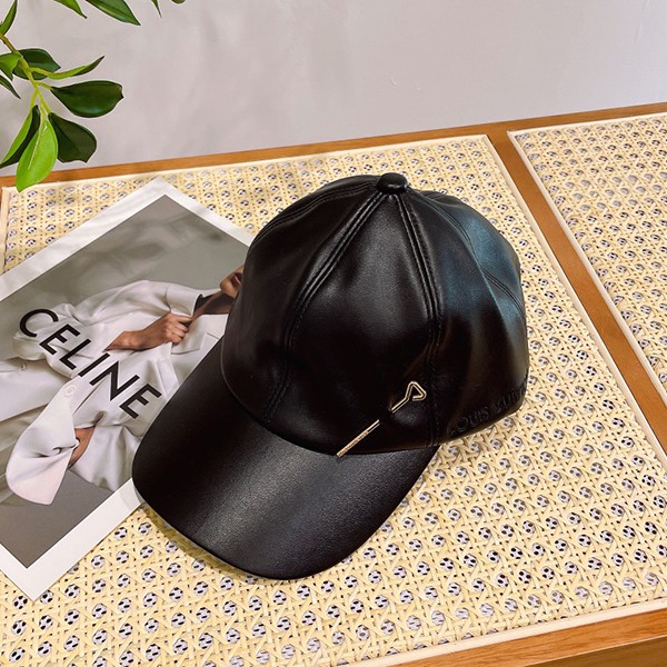 Rare color "Cool★" Louis Vuitton Cap Copy Cruiser Leather Hat vuo19955