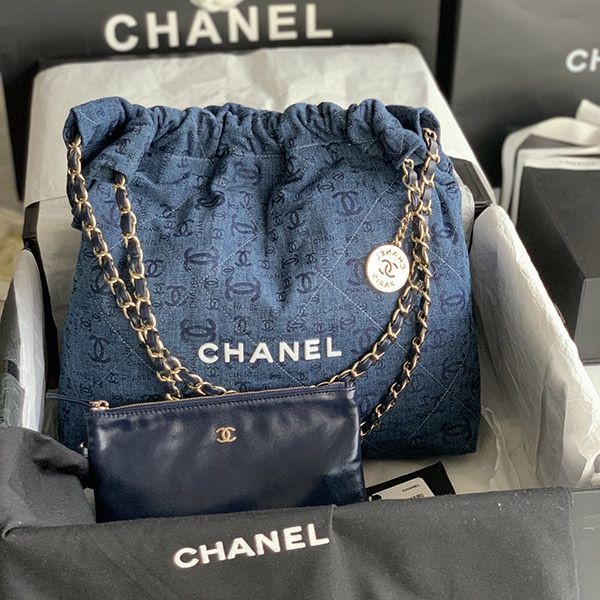 Hard to find Chanel 22 large handbag replica denim shb09766 Hard to find Chanel 22 large handbag replica denim shb09766