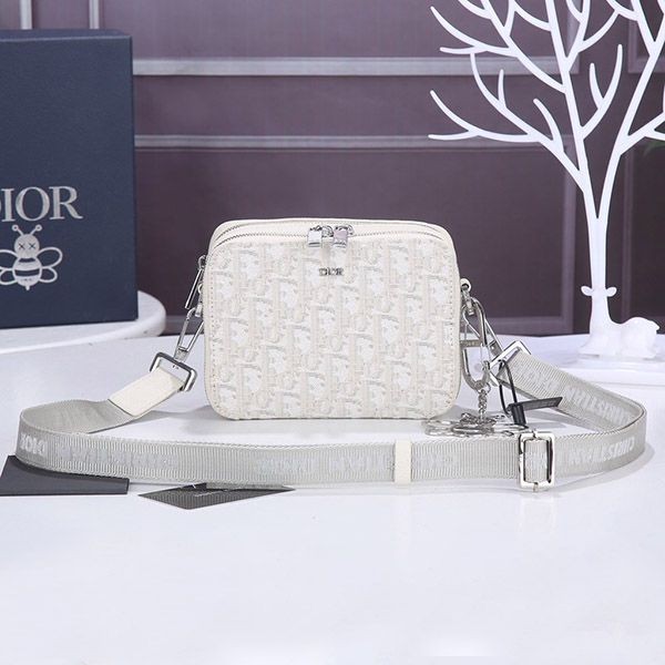 Rare Dior replica strap shoulder pouch dey70660 Rare Dior replica strap shoulder pouch dey70660