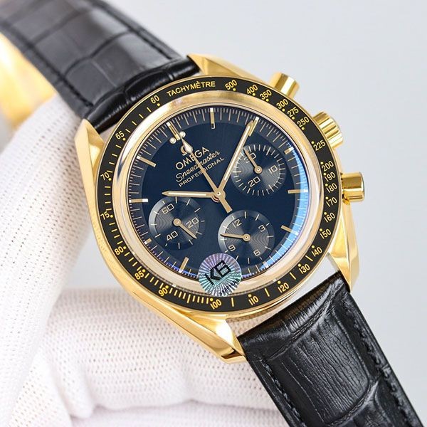 Hard to find Omega Speedmaster Moonwatch Grey Side of the Moon OMA54186