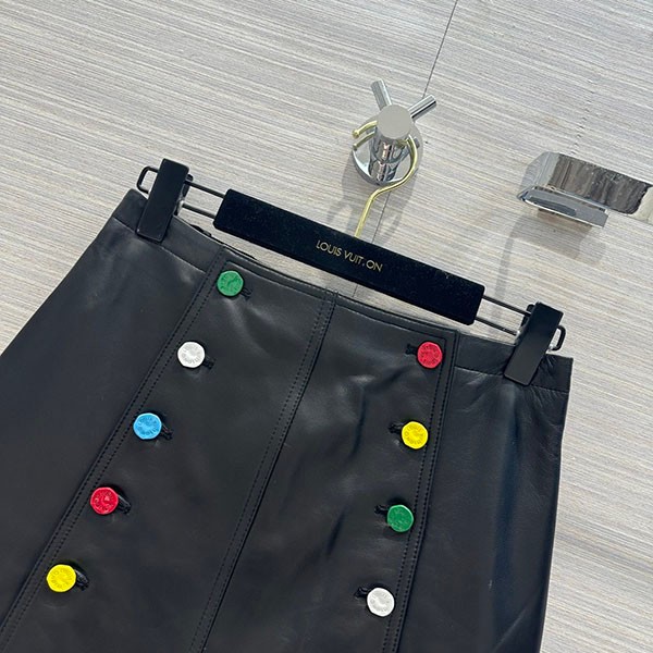 ☆You only have one chance now☆ Louis Vuitton Button Leather Skirt Replica 1AB7U