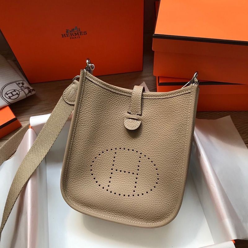 Cute Hermes Evelyn Mini 16 TPM Noir Fake Silver he26065