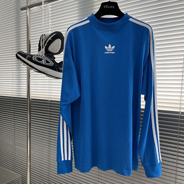 Perfect gift: Balenciaga x Adidas fake logo oversized long sleeve T-shirt bav61524 Perfect gift: Balenciaga x Adidas fake logo oversized long sleeve T-shirt bav61524