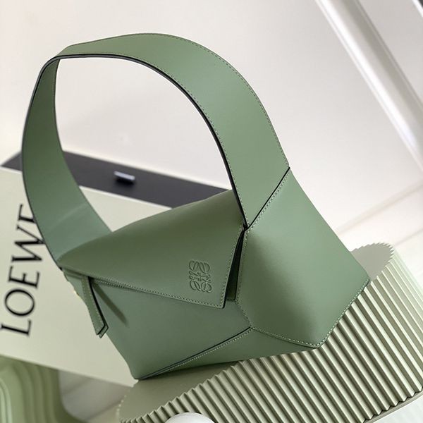 Cheap price! Loewe Puzzle Hobo Bag Shoulder Bag Replica lob26997