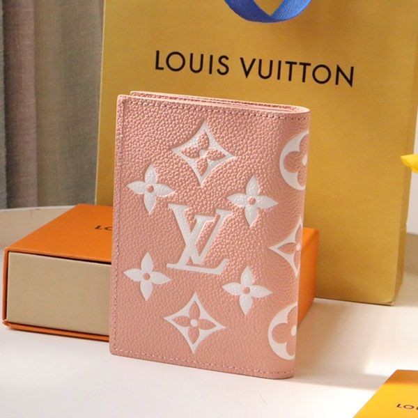 Very popular all over the world? Louis Vuitton Couverture Passport NM fake vuj99835