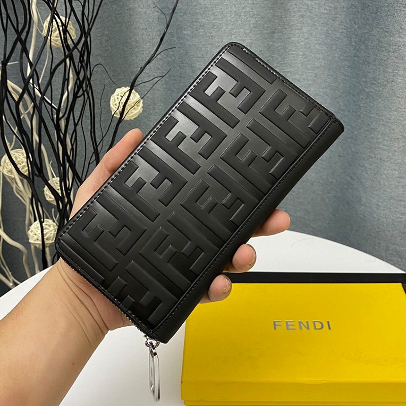 No.1 Popular Fendi Lamb Leather Peekaboo Logo Card Zipper Wallet Fake Customized Fed60051