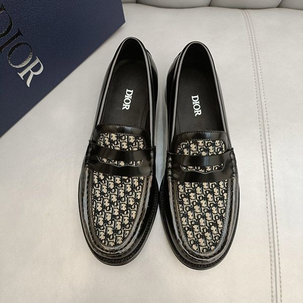 Very popular! Dior Explorer Loafers Replica 3LO103ZCD_H961