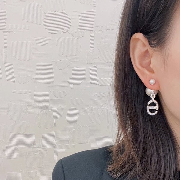 ★Popular in Japan! Dior TRIBALES “CD” signature earrings replica dez74280 ★Popular in Japan! Dior TRIBALES “CD” signature earrings replica dez74280