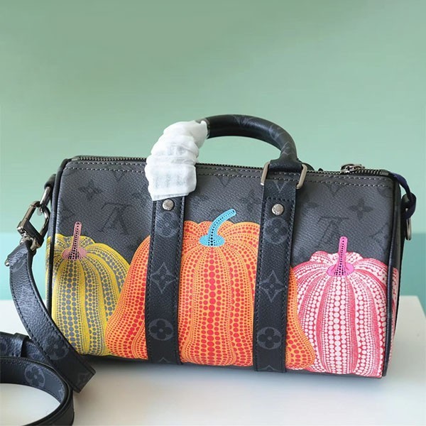 YK collaboration second edition Louis Vuitton shoulder bag fake Keepall 25 vut76543