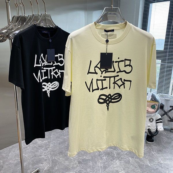 New Louis Vuitton Replica Printed T-shirt in 2 colors vua63556 New Louis Vuitton Replica Printed T-shirt in 2 colors vua63556